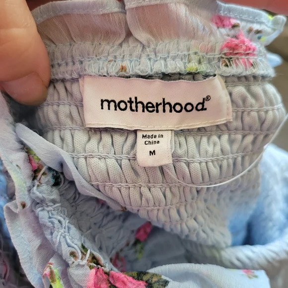 Maternity Motherhood Ditsy Floral Sleeveless Ruffle Shoulder Smocked Dress - Picture 14 of 14